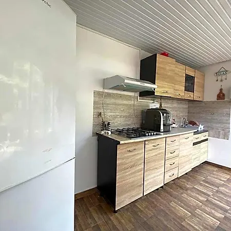Aparthotel Doriana Vama Veche